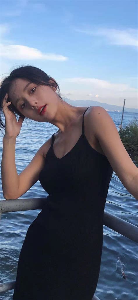 白丝⭕️jk🍑 乳㊙️㊙️下载